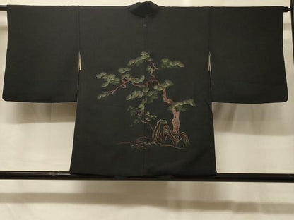 平和屋着物＃羽織　総刺繍　枝松文　黒地　金糸　正絹　逸品　CABG8142in