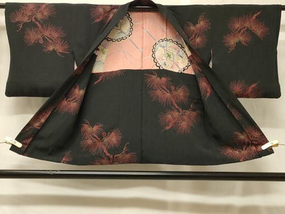 平和屋着物＃羽織　枝松葉文　黒地　金彩　正絹　逸品　CABG8174in