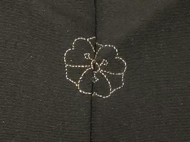平和屋着物＃羽織　寿光織　槍梅文　黒地　金糸　正絹　逸品　CABG8225in