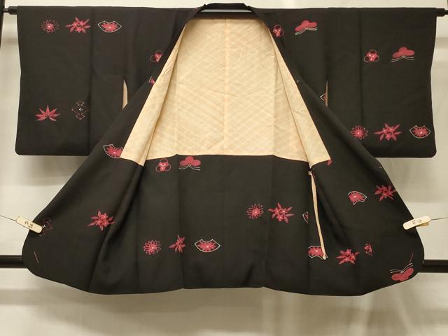平和屋着物＃道行コート　ろうけつ染め　吉祥草花文　黒地　正絹　逸品　CABG8233in