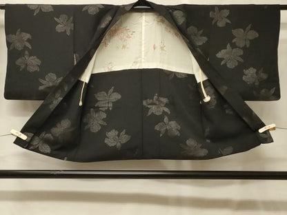 平和屋着物＃羽織　草花文　黒地　正絹　逸品　CABG8235in