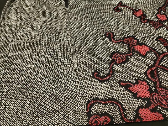 平和屋着物＃羽織　総絞り　蔦の葉文　黒地　正絹　逸品　CABG8245in