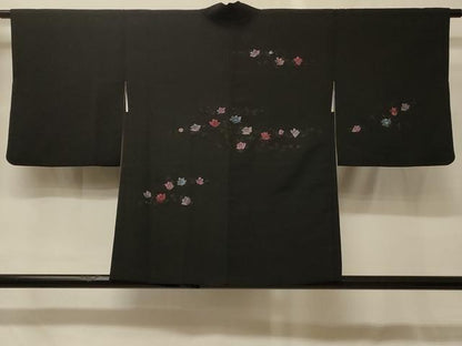 平和屋着物＃羽織　総刺繍　草花文　黒地　正絹　逸品　CABG8251in