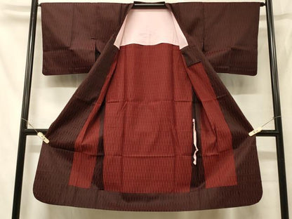 平和屋着物＃道行コート　雨コート　幾何学文様　黒地　ロング丈　正絹　逸品　CABG8270in