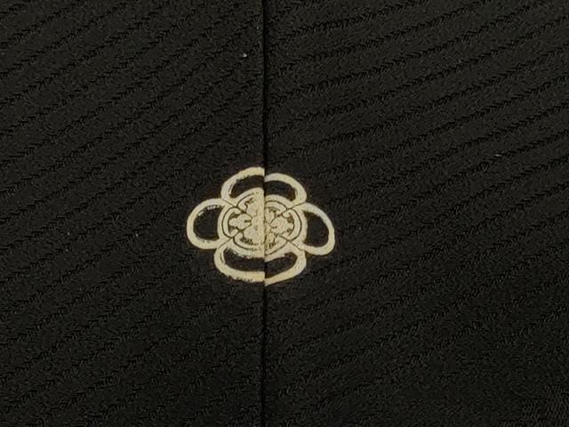 平和屋着物＃羽織　寿光織　草花文　黒地　金銀糸　正絹　逸品　CABG8296in