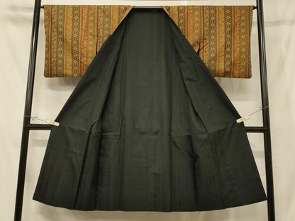 平和屋着物＃道行コート　リバーシブル　正倉院花間道　黒地　ロング丈　正絹　逸品　CABG8332in