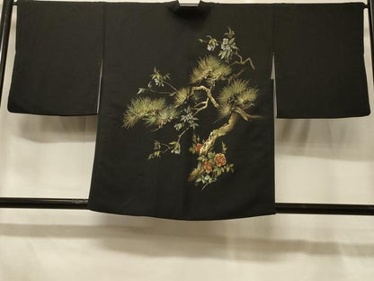 平和屋着物＃羽織　寿光織　枝松花文　黒地　金糸　正絹　逸品　CABG8344in