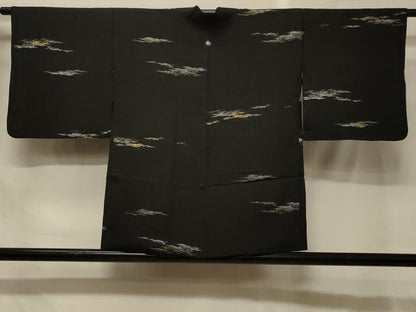 平和屋着物＃羽織　寿光織　霞文　黒地　金糸　正絹　逸品　CABG8349in