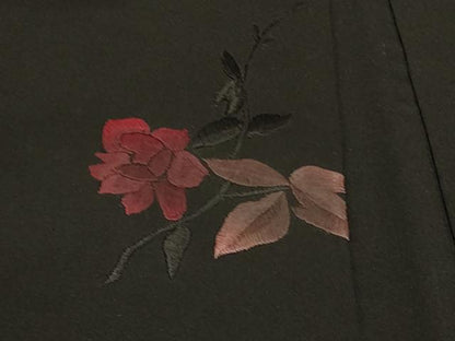 平和屋着物＃羽織　総刺繍　枝花文　黒地　正絹　逸品　CABG8351in