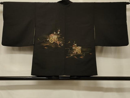 平和屋着物＃羽織　寿光織　御所車花文　黒地　金糸　正絹　逸品　CABG8367in