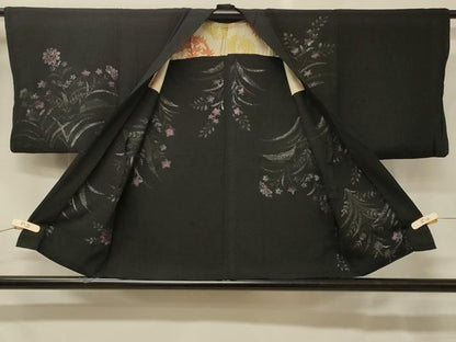 平和屋着物＃羽織　寿光織　草花文　黒地　銀糸　正絹　逸品　CABG8399in