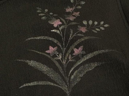 平和屋着物＃羽織　寿光織　草花文　黒地　銀糸　正絹　逸品　CABG8399in