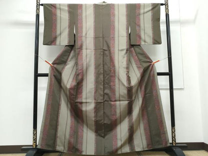 平和屋着物●都喜ヱ門　本場大島紬　泥染め　ブルタニーの騎士　ますいわ屋扱い　藤絹織物謹製　証紙付き　正絹　逸品　CABG8401th