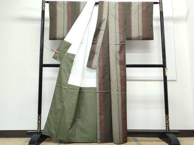 平和屋着物●都喜ヱ門　本場大島紬　泥染め　ブルタニーの騎士　ますいわ屋扱い　藤絹織物謹製　証紙付き　正絹　逸品　CABG8401th