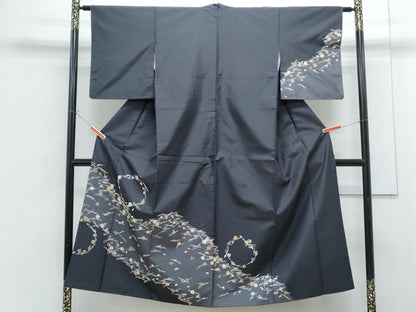 平和屋着物●中国三大刺繍　相良刺繍　総刺繍　訪問着　本場染大島紬　溢れ松葉　金糸　正絹　逸品　CABG8464th