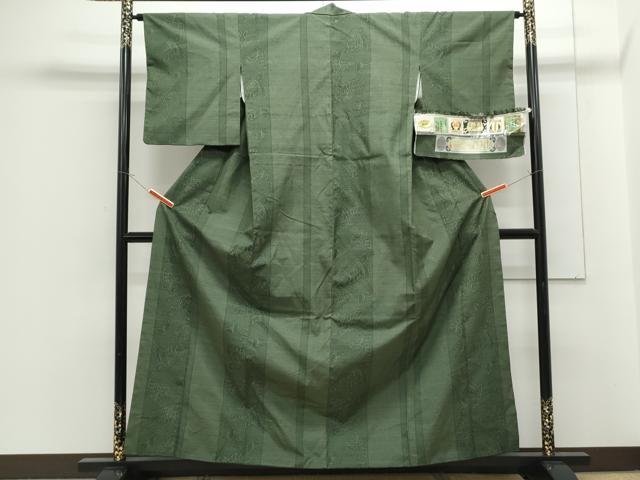 平和屋着物●本場真綿絢結城紬　80亀甲　舞蝶間道　やまと誂製　証紙付き　正絹　逸品　CABG8486th