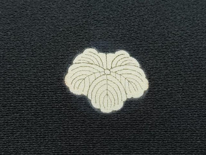 平和屋着物●豪華黒留袖　作家物　花鳥文　金彩　正絹　逸品　CABG8511th