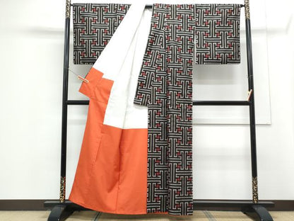 平和屋着物●本場大島紬　龍郷絣　秋名バラ　アンサンブル　正絹　逸品　CABG8519th