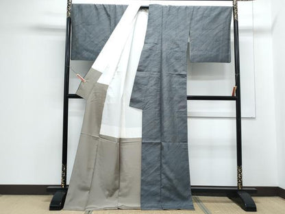 平和屋着物●本場結城紬　80亀甲　吉祥文　ロング丈　正絹　逸品　CABG8530th
