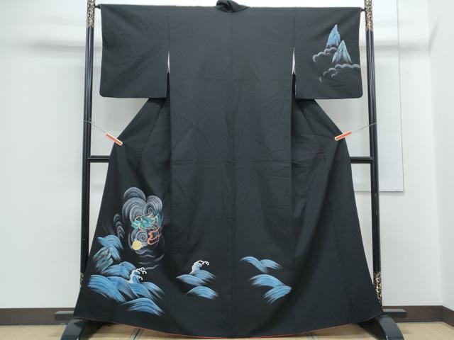平和屋着物●訪問着　手描き　龍　立波文　黒地　金彩　洗える着物　CABG8534th