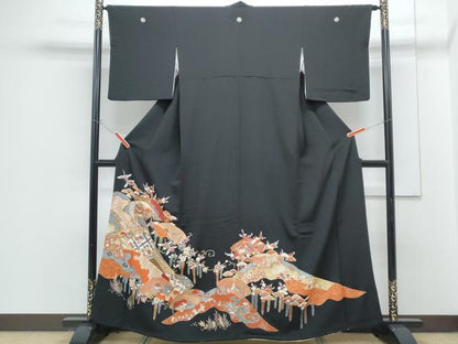 平和屋着物■豪華黒留袖 駒刺繍 地紙飛鶴風景文 金彩 三越扱い 正絹 逸品 CABG8542th