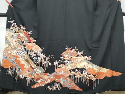 平和屋着物■豪華黒留袖 駒刺繍 地紙飛鶴風景文 金彩 三越扱い 正絹 逸品 CABG8542th