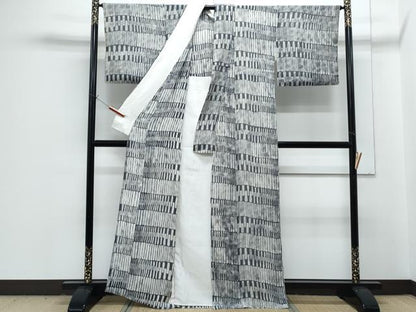 平和屋着物＊夏物　小紋　吉祥文　正絹　逸品　CABG8664th