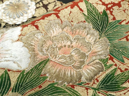 平和屋着物■豪華黒留袖　駒刺繍　地紙花文　金彩　正絹　逸品　CABG8762th