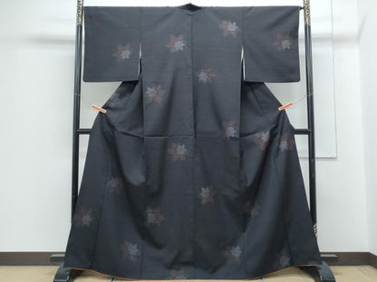 平和屋着物■上質な紬　80亀甲　舞葉文　飛び亀甲柄　正絹　逸品　CABG8765th
