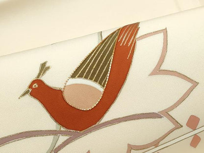 平和屋着物●塩瀬　九寸名古屋帯　駒刺繍　舞葉鳥文　金彩　正絹　逸品　CABG8813hy