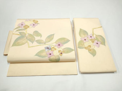 平和屋着物●塩瀬　つけ帯　駒刺繍　枝花文　金彩　正絹　逸品　CABG9097hy