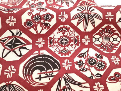 平和屋着物●塩瀬　全通柄　九寸名古屋帯　型染め　蜀江松竹梅　正絹　逸品　CABG9177hy