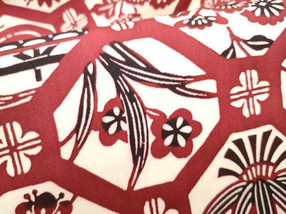 平和屋着物●塩瀬　全通柄　九寸名古屋帯　型染め　蜀江松竹梅　正絹　逸品　CABG9177hy