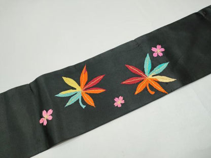 平和屋着物●アンティーク　大正ロマン　九寸名古屋帯　総手刺繍　草花文　黒地　金糸　正絹　逸品　CABG9190hy