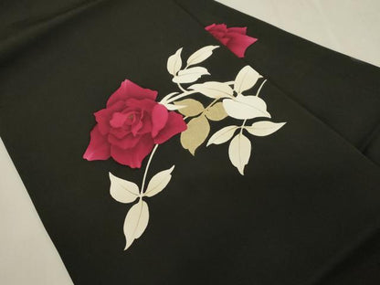 平和屋着物●塩瀬　九寸名古屋帯　草花文　黒地　金彩　正絹　逸品　CABG9374dy