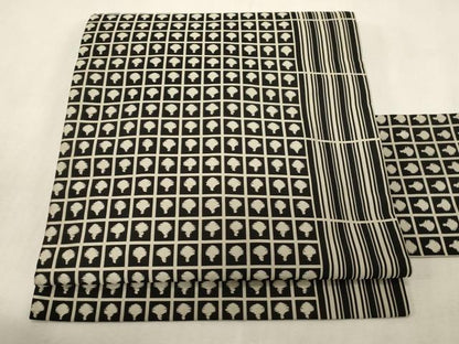 平和屋着物●全通柄九寸名古屋帯　紹巴　幾何学文　正絹　逸品　未使用　CABG9411dy
