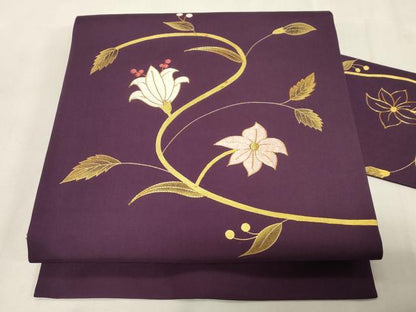 平和屋着物●塩瀬　九寸名古屋帯　駒刺繍　草花文　金彩　正絹　逸品　CABG9519dy