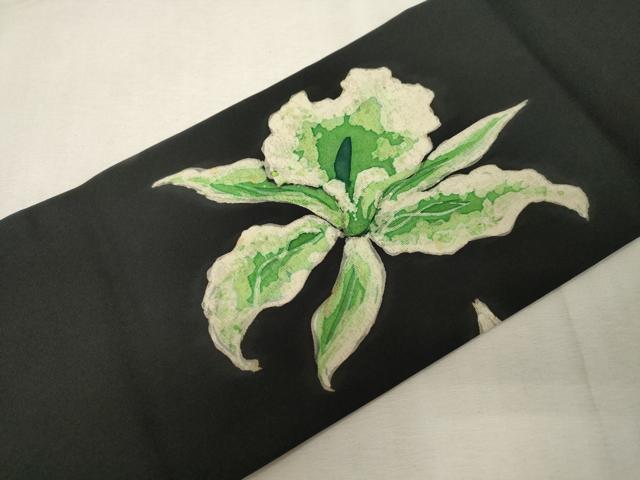 平和屋着物●塩瀬　九寸名古屋帯　作家物　手描き　ろうけつ染め　カトレア　黒地　正絹　逸品　CABG9520dy