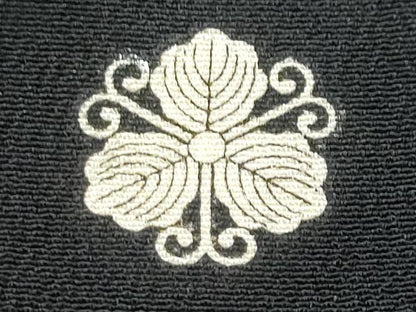 平和屋着物■豪華黒留袖　作家物　立波鴛鴦文　金銀彩　正絹　逸品　CABG9627fb