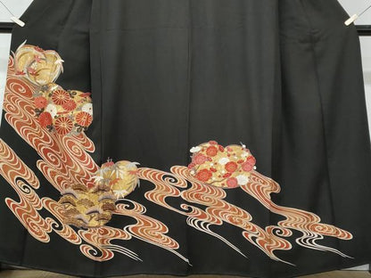 平和屋着物■豪華黒留袖　駒刺繍　流水草花文　金彩　正絹　逸品　CABG9711fb