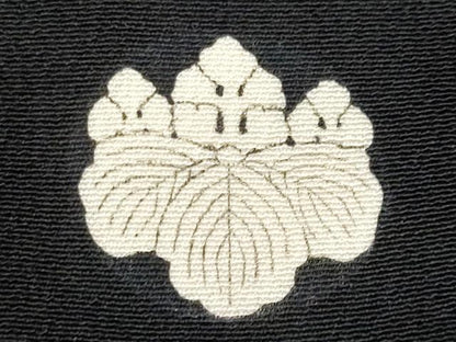 平和屋着物■豪華黒留袖　刺繍　エ霞枝花文　金銀糸　正絹　逸品　CABG9739fb