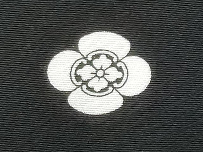 平和屋着物■豪華黒留袖　流水扇面飛鶴吉祥文　金彩　正絹　逸品　CABG9811fb
