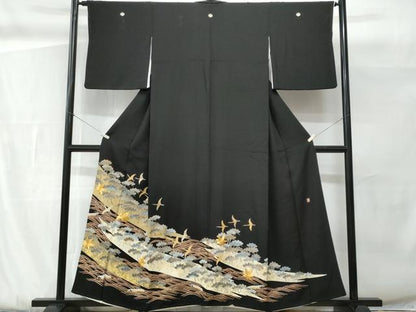 平和屋着物■豪華黒留袖　作家物　駒刺繍　立波飛鶴文　金彩　正絹　逸品　CABG9812fb
