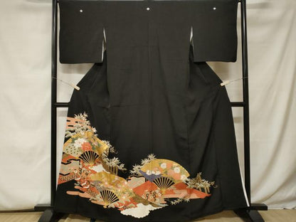 平和屋着物■豪華黒留袖 駒刺繍 孔雀鴛鴦扇面花文 金彩 正絹 逸品 CABH0002ev