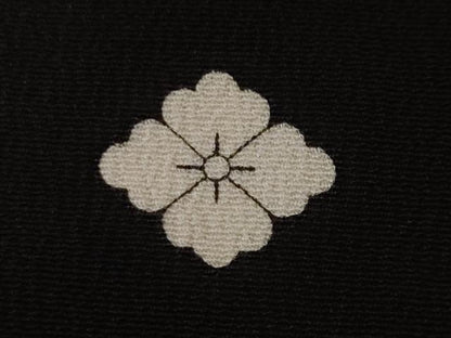 平和屋着物■豪華黒留袖 駒刺繍 孔雀鴛鴦扇面花文 金彩 正絹 逸品 CABH0002ev
