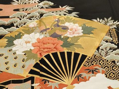 平和屋着物■豪華黒留袖 駒刺繍 孔雀鴛鴦扇面花文 金彩 正絹 逸品 CABH0002ev