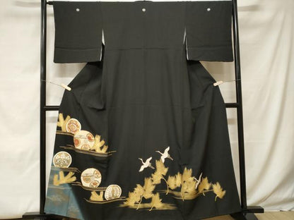 平和屋着物■豪華黒留袖 駒刺繍 飛鶴花蝶丸文 暈し染め 金彩 正絹 逸品 CABH0005ev