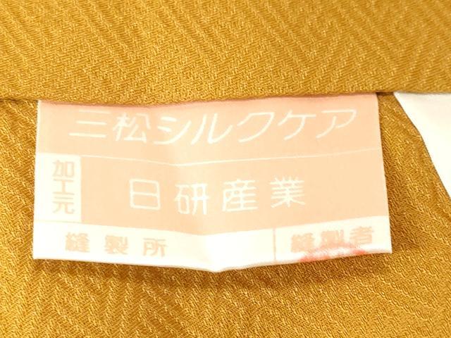 平和屋着物■上質な色無地　万寿菊地紋　山吹茶色　正絹　逸品　未使用　CABH0297ev
