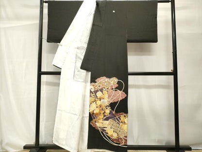 平和屋着物■豪華黒留袖　駒刺繍　絵巻草花文　金銀彩　正絹　逸品　CABH0480ev