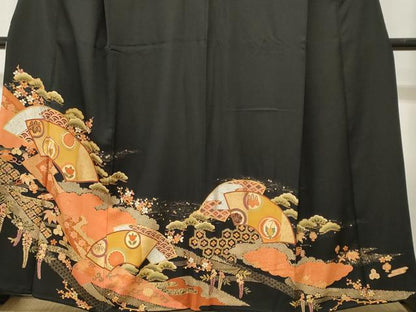 平和屋着物■豪華黒留袖　駒刺繍　地紙重ね鳳凰丸文　宝尽し　金彩　正絹　逸品　CABH0645ev